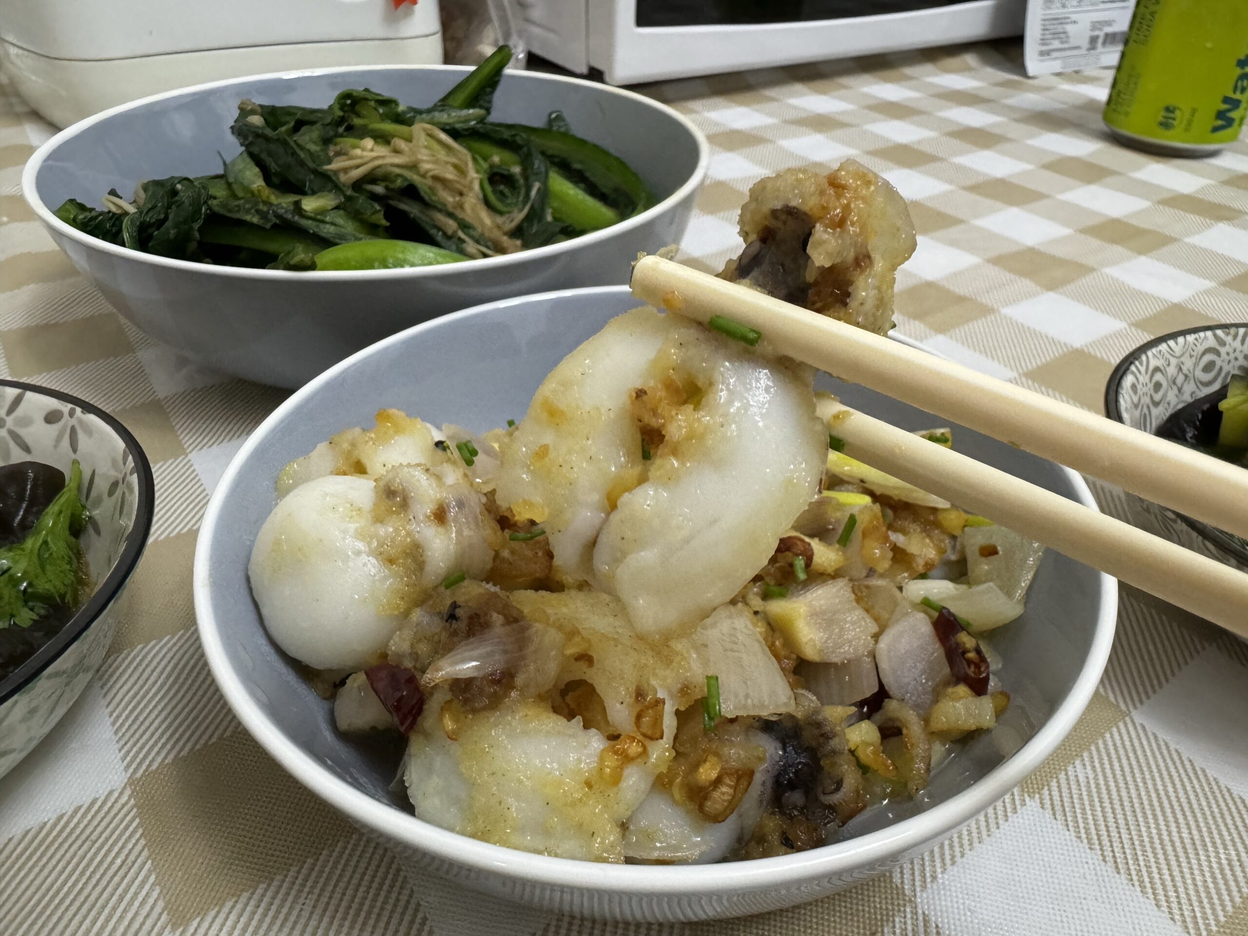 Typhoon Shelter Cuttlefish – Attention Garlic Lovers!